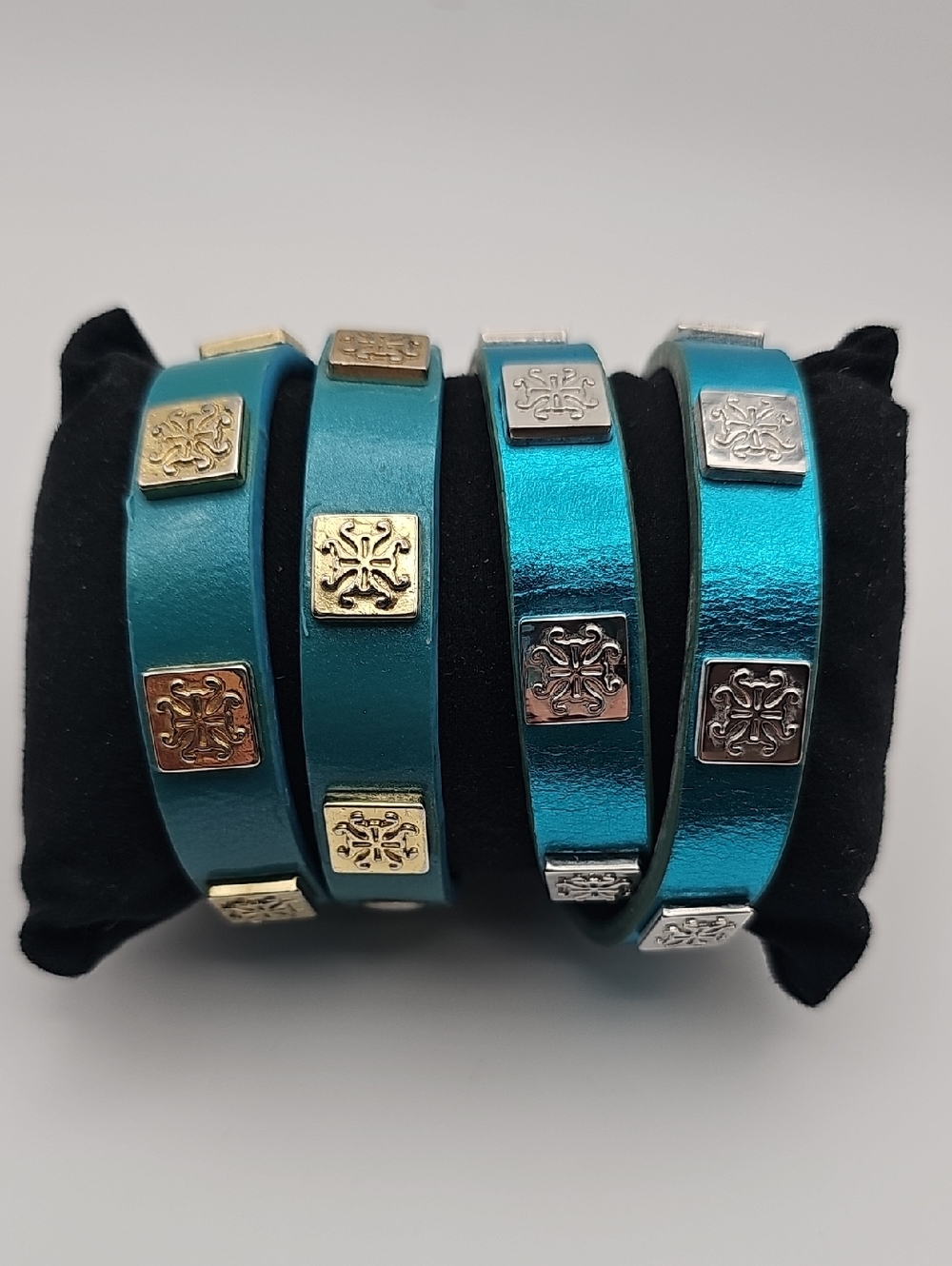 VINTAGE Rustic Cuff Turquoise Wrap Set of 2